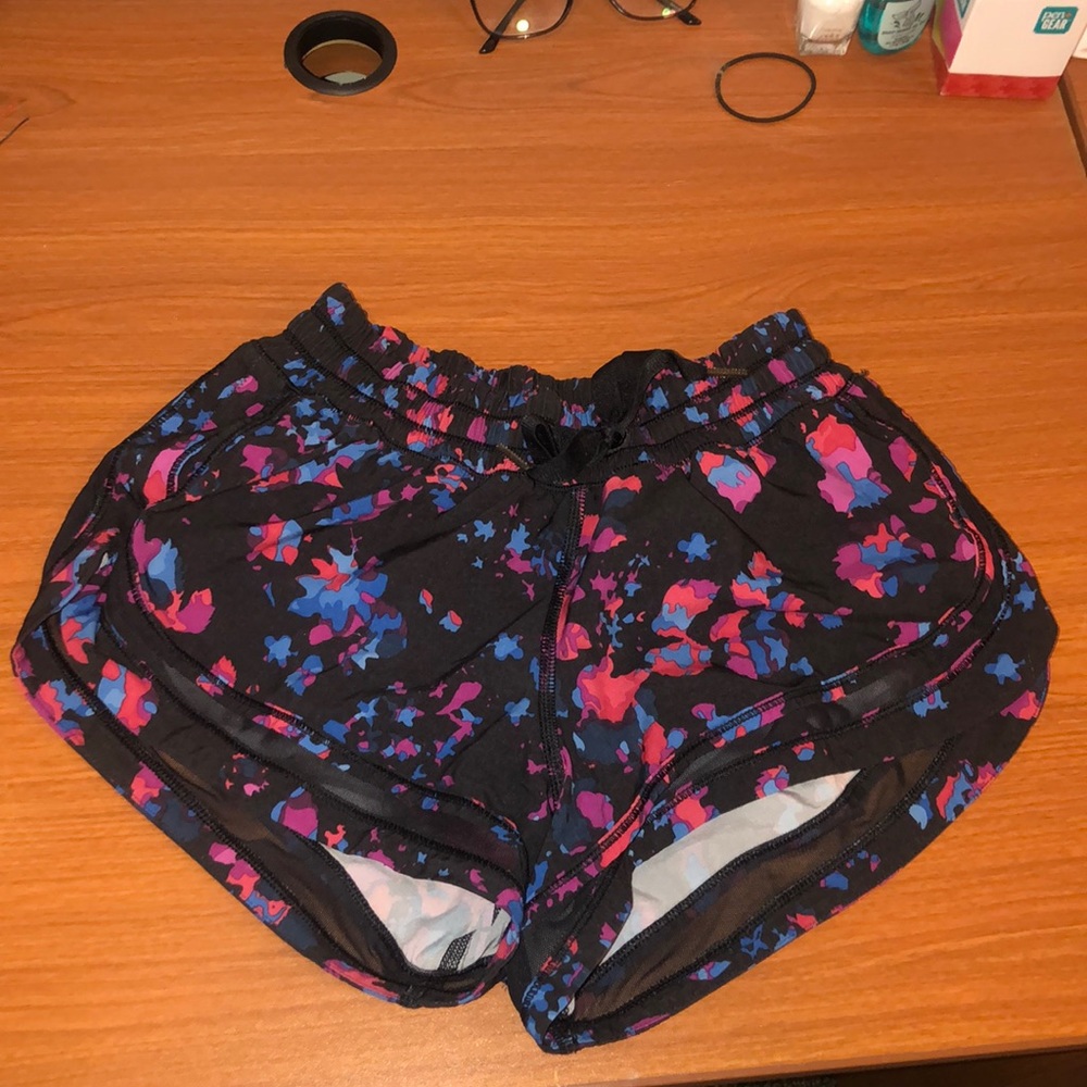 Lululemon hotty hot shorts